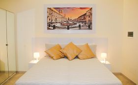 Domus Divi - Appartamento Nel Cuore Di Roma